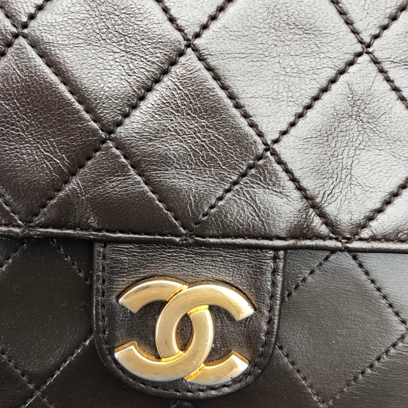 Chanel Single Flap Quilted Lambskin Shoulder Bag - Picture 9 of 14